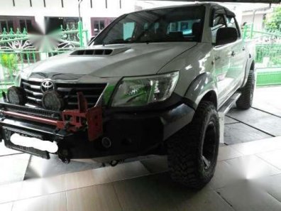 Jual Toyota Hilux 2012 termurah-1