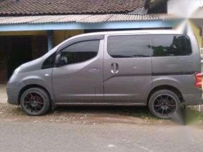 Butuh dana ingin jual Nissan Evalia St 2013-1