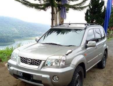 Butuh dana ingin jual Nissan X-Trail ST 2005-1