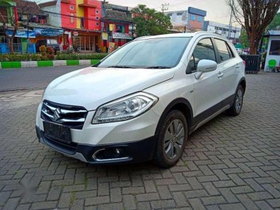 Jual Suzuki SX4 2017 termurah-1