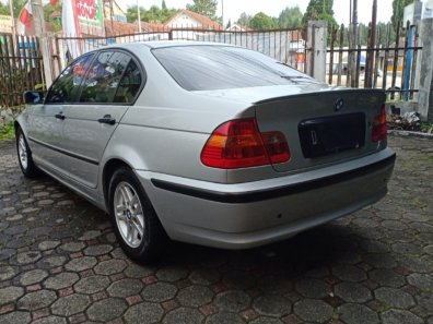 Jual Mobil BMW 3 Series 318i 2003-1