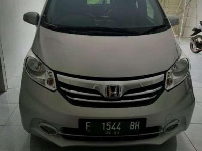 Jual Honda Freed 2013 termurah-1