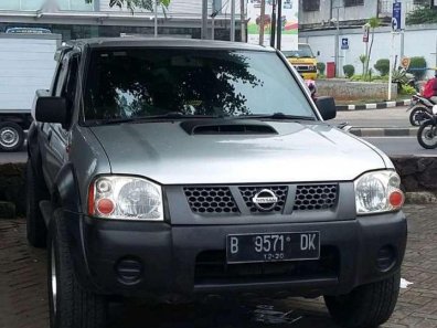 Jual Nissan Frontier 2010, harga murah-1