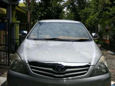 Jual Toyota Kijang Innova 2008 termurah-1