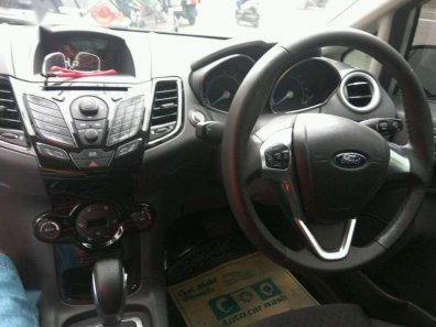 Jual Ford Fiesta 2015, harga murah-1