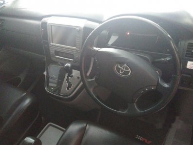 Toyota Alphard V 2005 Minivan dijual-1