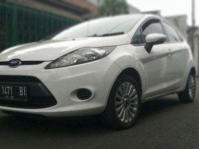 Ford Fiesta Trend 2012 Hatchback dijual-1