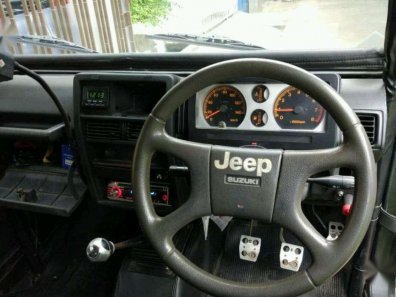 Butuh dana ingin jual Suzuki Jimny  1988-1
