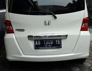 Jual Honda Freed 2012 termurah-1
