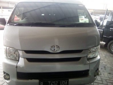 Jual Toyota Hiace 2014 termurah-1