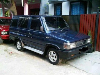 Butuh dana ingin jual Toyota Kijang Grand Extra 1995-1