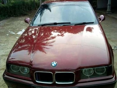Jual BMW 3 Series 320i 1994-1