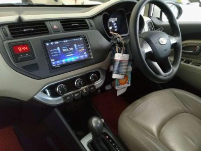 Kia Rio Platinum 2014 Hatchback dijual-1