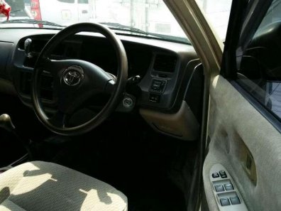 Toyota Kijang LGX 2004 MPV dijual-1