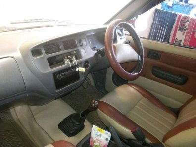 Toyota Kijang LSX 2000 MPV dijual-1