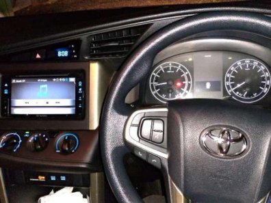 Butuh dana ingin jual Toyota Kijang Innova 2.0 G 2018-1