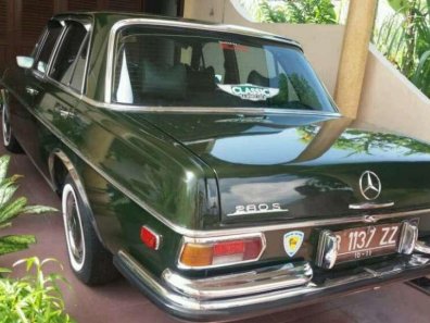 Mercedes-Benz 280S  1976 Sedan dijual-1