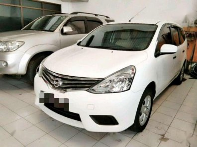 Butuh dana ingin jual Nissan Grand Livina SV 2018-1