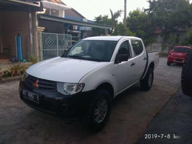 Jual Mitsubishi L200 2015 termurah-1