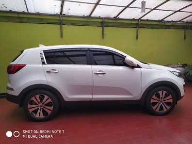 Dijual mobil bekas Kia Sportage Option SE 2.0 A/T 2011, DKI Jakarta-1