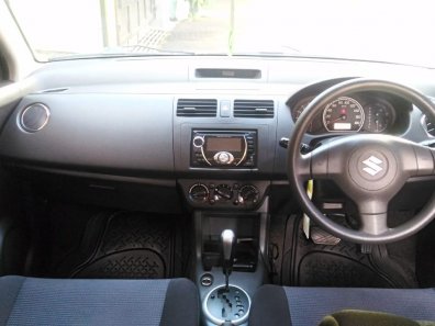 Jual mobil Suzuki Swift ST AT 2011 bekas-1