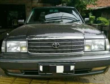 Toyota Crown Royal Saloon 1994 Sedan dijual-1