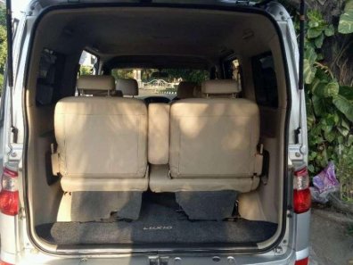 Daihatsu Luxio D 2012 Minivan dijual-1