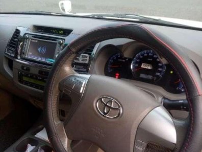 Butuh dana ingin jual Toyota Fortuner TRD 2012-1