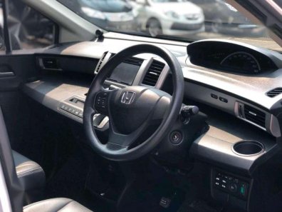 Honda Freed PSD 2015 MPV dijual-1