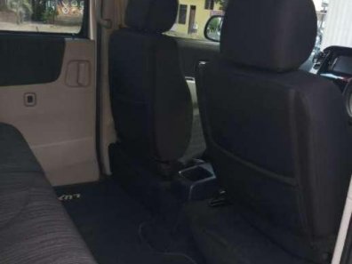 Jual Daihatsu Luxio 2018 termurah-1