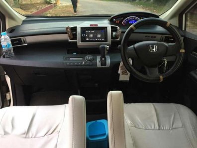 Honda Freed PSD 2014 MPV dijual-1