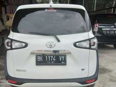 Jual Toyota Sienta 2016 termurah-1