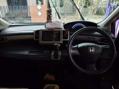 Butuh dana ingin jual Honda Freed 2012-1