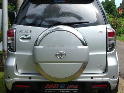 Butuh dana ingin jual Toyota Rush S 2012-1