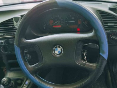 BMW M4 1992 Sedan dijual-1
