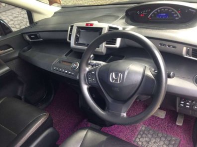 Honda Freed PSD 2014 MPV dijual-1