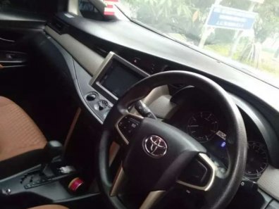 Butuh dana ingin jual Toyota Kijang Innova 2.4G 2016-1