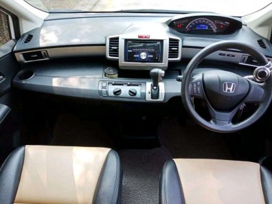 Honda Freed SD 2015 MPV dijual-1