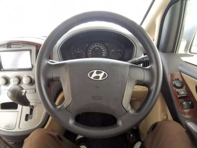 Jual Hyundai H-1 2011 kualitas bagus-1