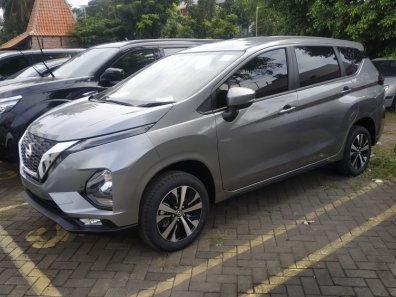 Jual  Nissan Livina VE matic 2019 mobil terbaik di DKI Jakarta-1