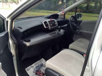 Jual Honda Freed 2011 termurah-1