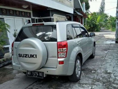 Butuh dana ingin jual Suzuki Grand Vitara 2007-1