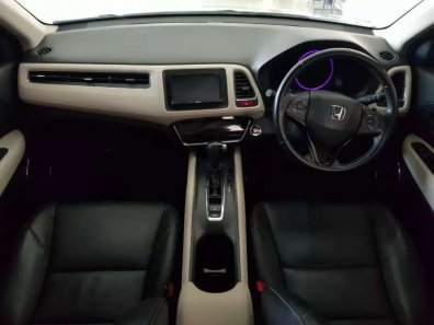 Butuh dana ingin jual Honda HR-V Prestige 2015-1