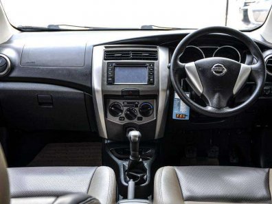 Jual Nissan Grand Livina 2013 termurah-1