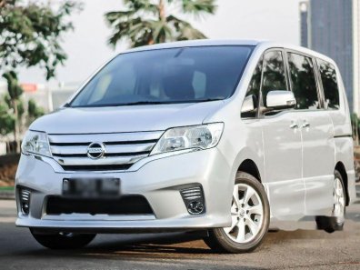 Jual Nissan Serena Highway Star kualitas bagus-1