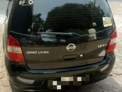 Butuh dana ingin jual Nissan Grand Livina XV 2011-1