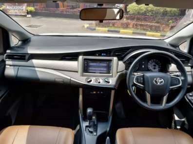 Butuh dana ingin jual Toyota Kijang Innova 2.0 G 2018-1