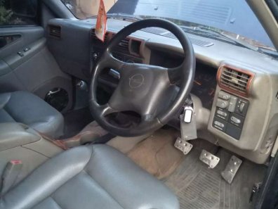Chevrolet Blazer DOHC 1997 SUV dijual-1