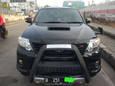 Jual Toyota Fortuner 2015 termurah-1