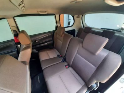 Butuh dana ingin jual Daihatsu Xenia M 2015-1